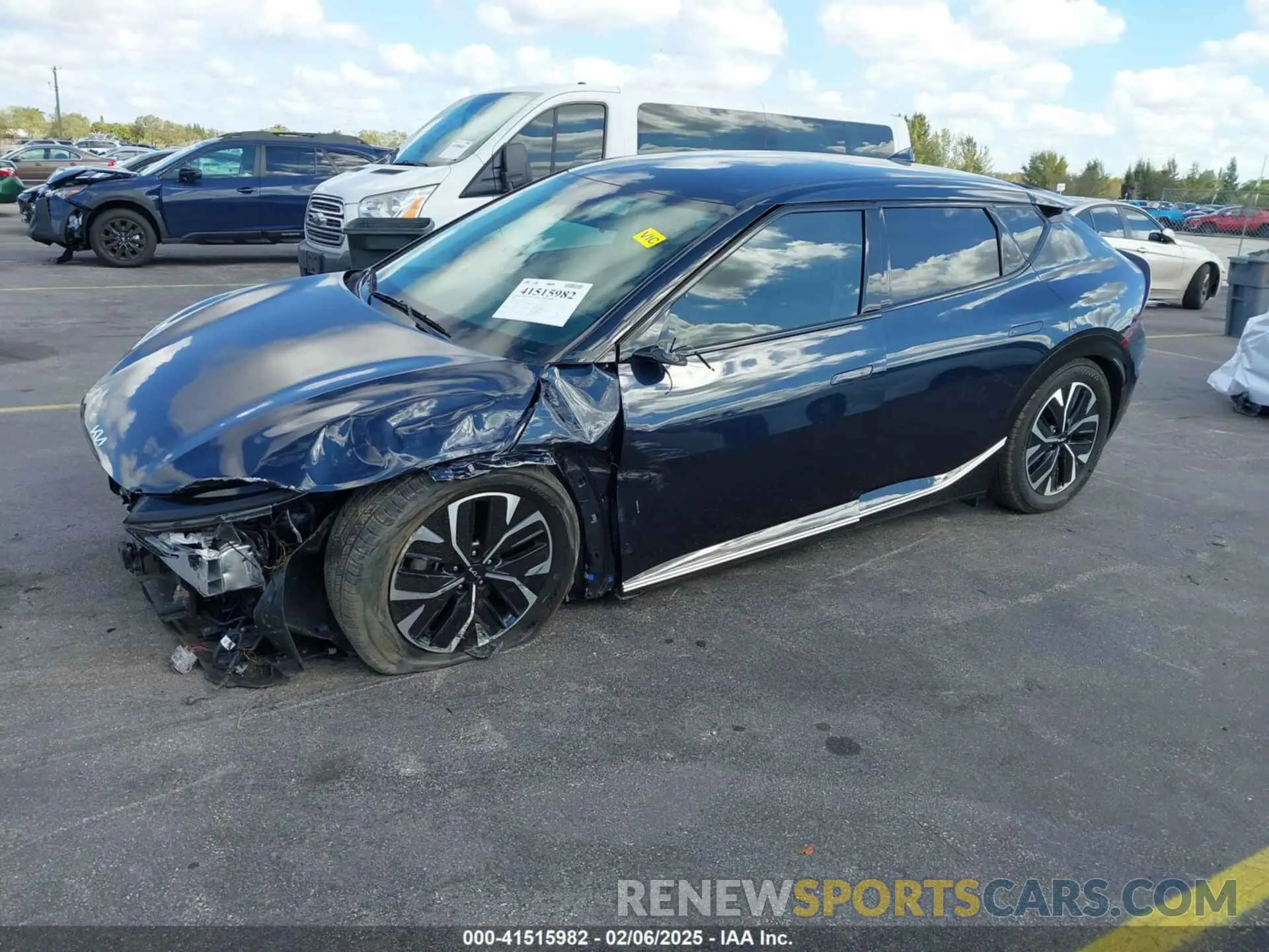 2 fotografías del automóvil dañado KNDC34LA0R5204717 KIA EV6 2024
