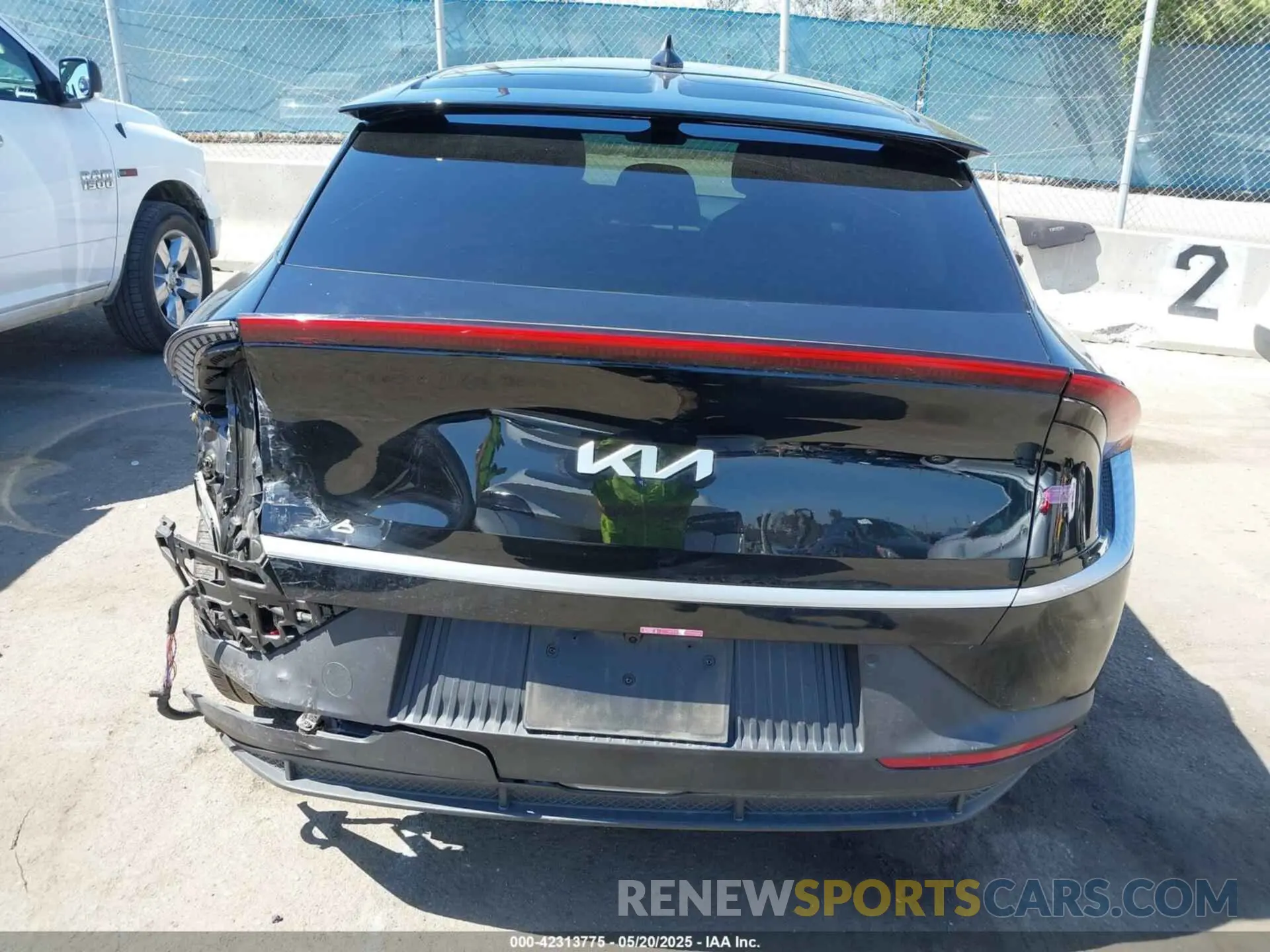 16 fotografías del automóvil dañado KNDC34LA8R5189030 KIA EV6 2024