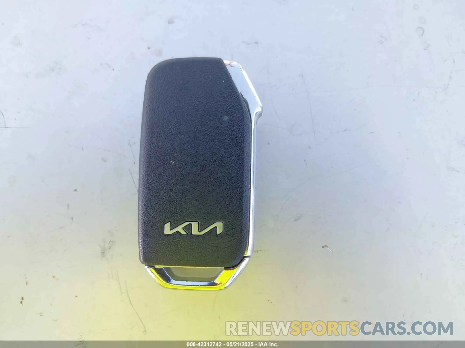 11 fotografías del automóvil dañado KNDC3DLC0R5210373 KIA EV6 2024