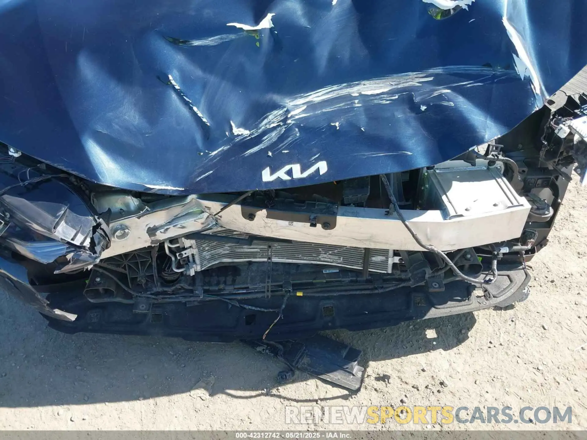 6 fotografías del automóvil dañado KNDC3DLC0R5210373 KIA EV6 2024