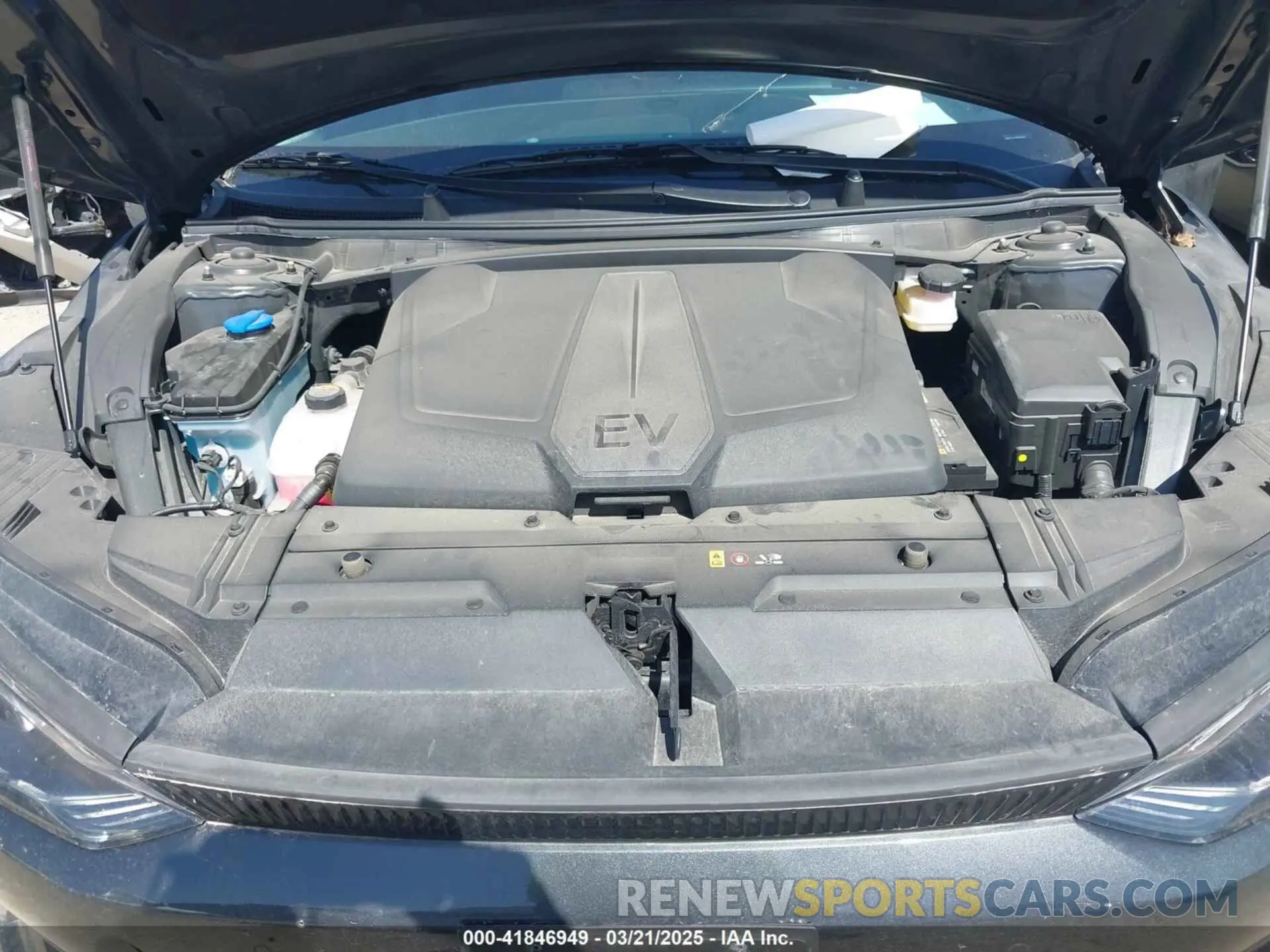 10 fotografías del automóvil dañado KNDC3DLC9R5160010 KIA EV6 2024