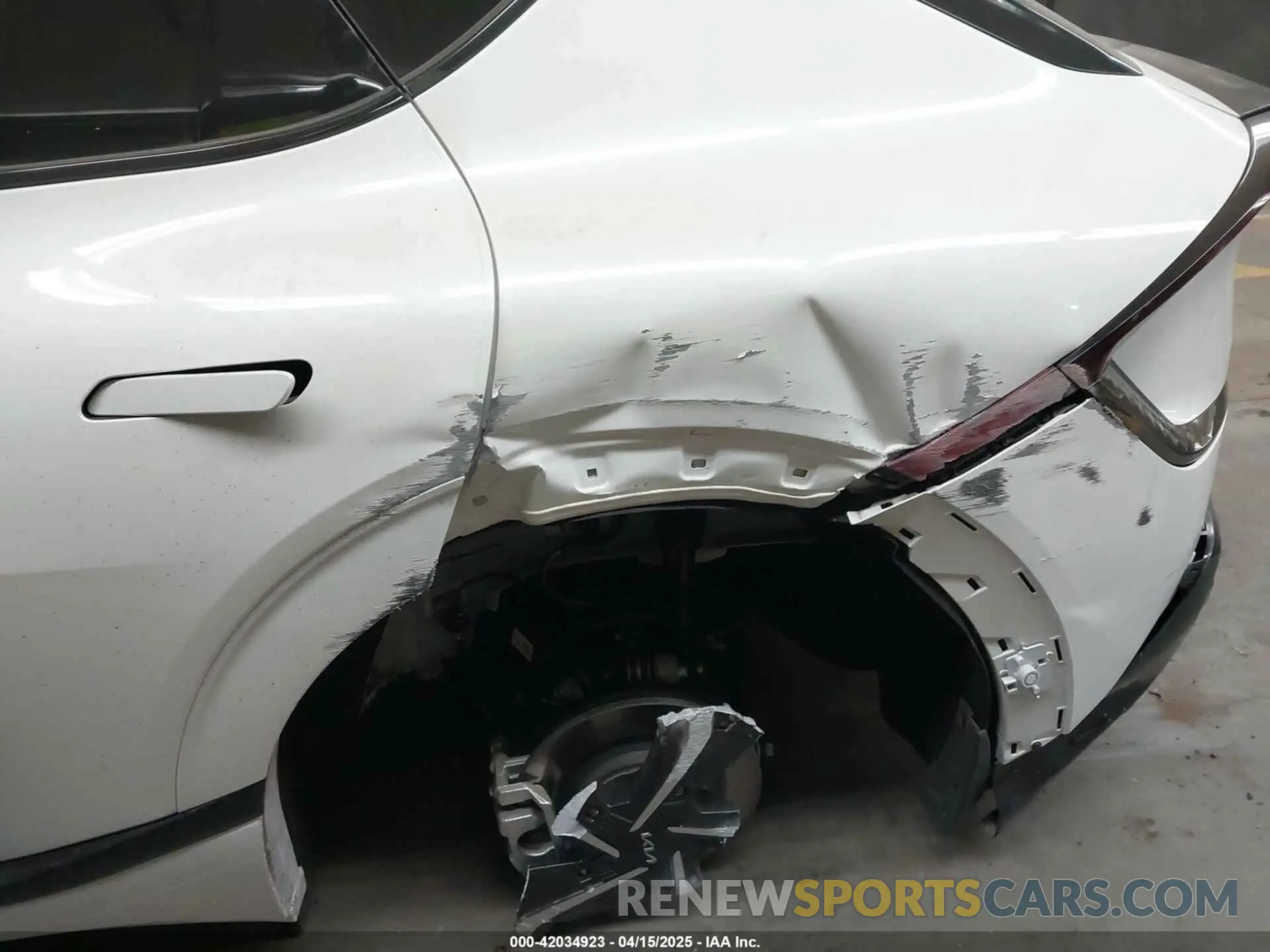 6 fotografías del automóvil dañado KNDC4DLC9R5204181 KIA EV6 2024