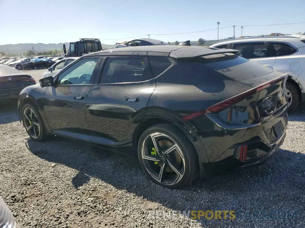 2 fotografías del automóvil dañado KNDC5DLE7P5132716 KIA EV6 GT 2023