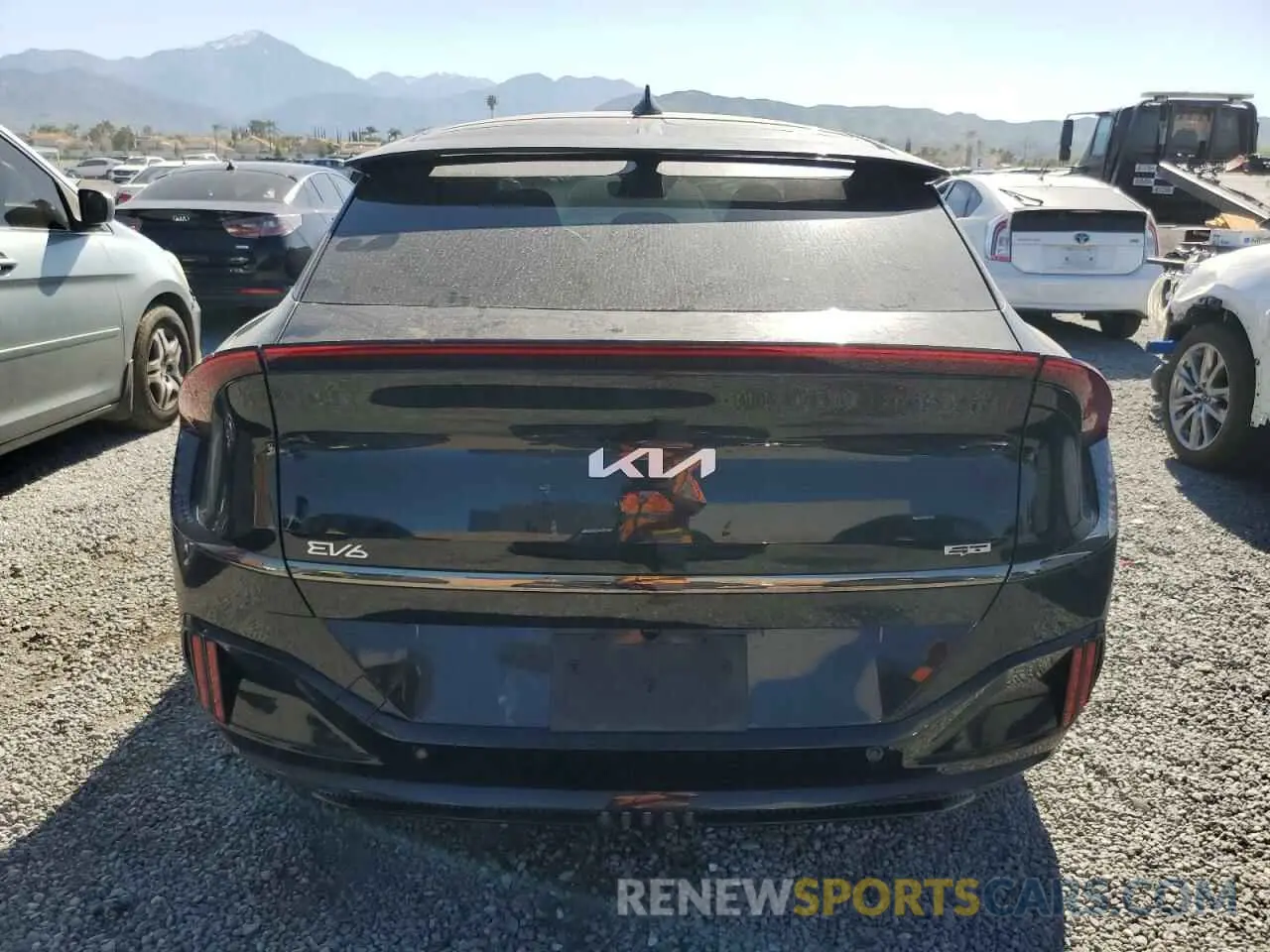 6 fotografías del automóvil dañado KNDC5DLE7P5132716 KIA EV6 GT 2023