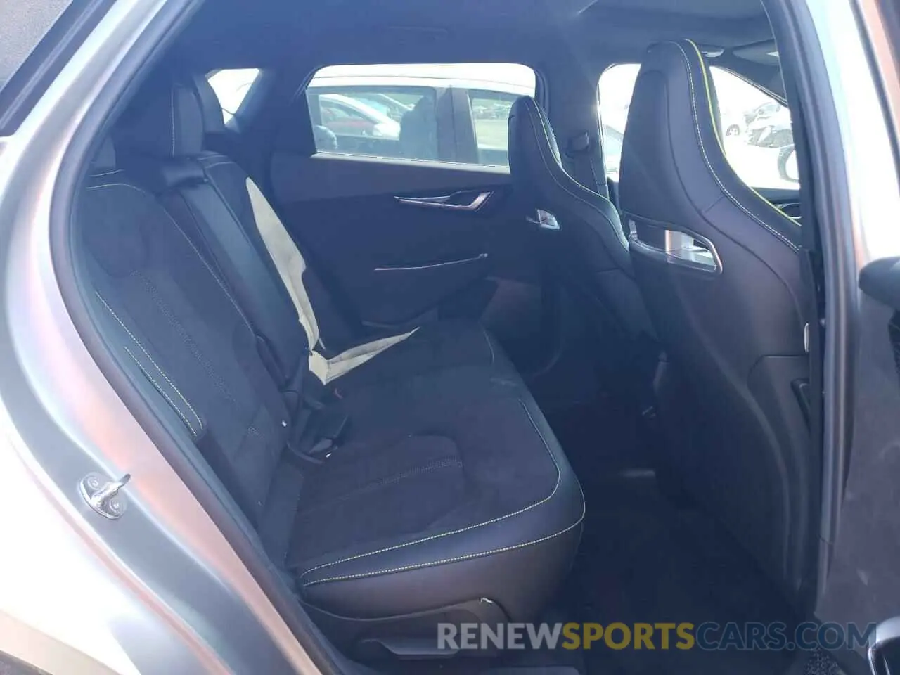 10 fotografías del automóvil dañado KNDC5DLE8R5220712 KIA EV6 GT 2024