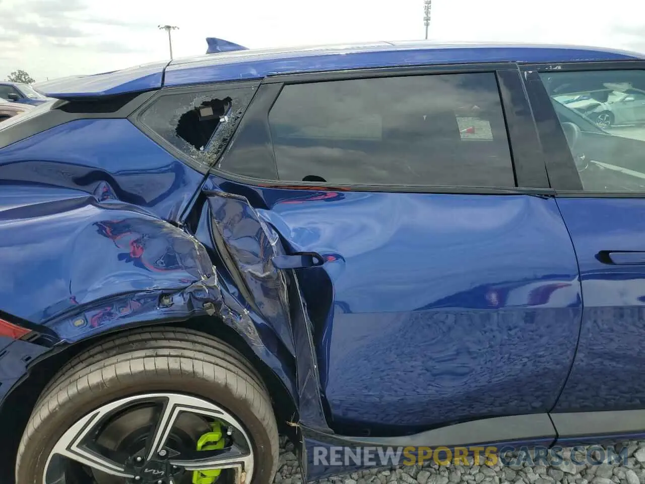 12 fotografías del automóvil dañado KNDC5DLE9R5219763 KIA EV6 GT 2024