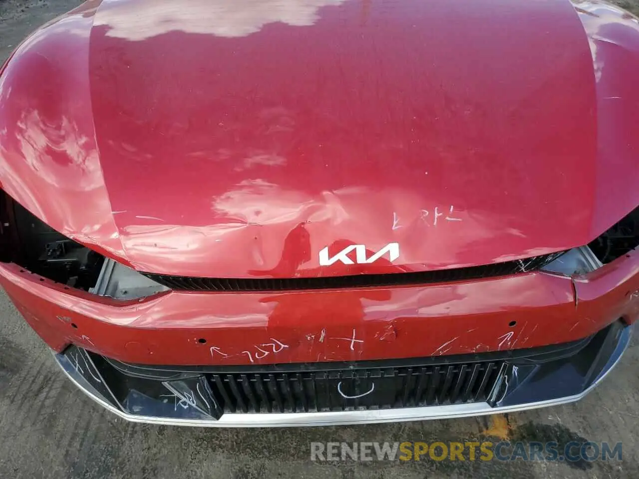 11 fotografías del automóvil dañado KNDC34LA2N5060355 KIA EV6 LIGHT 2022