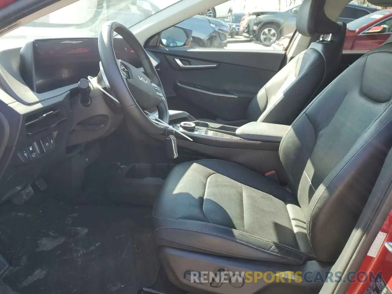 7 fotografías del automóvil dañado KNDC34LA2P5129208 KIA EV6 LIGHT 2023