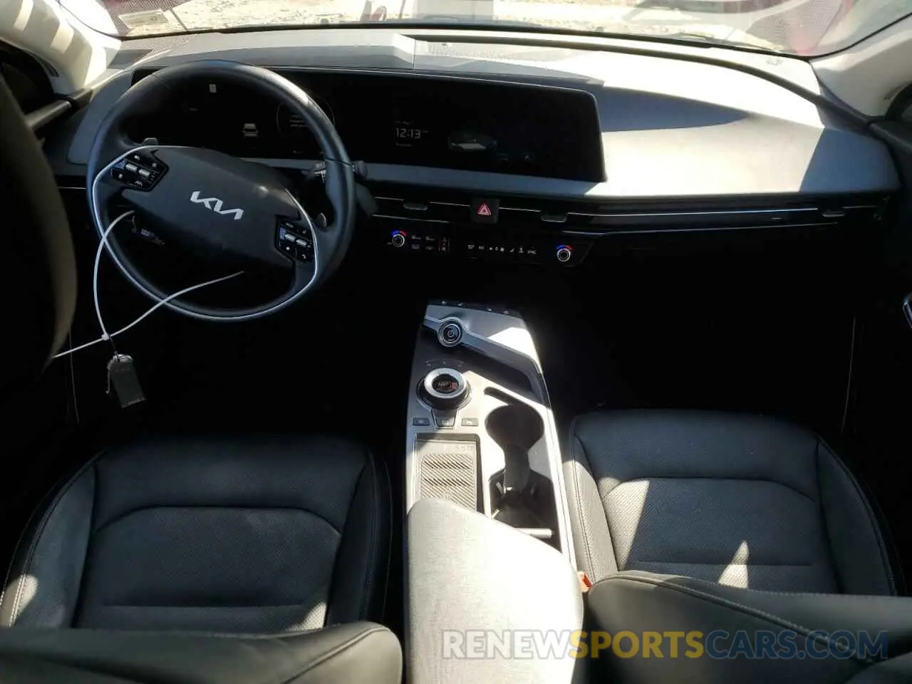 8 fotografías del automóvil dañado KNDC34LA2P5129208 KIA EV6 LIGHT 2023