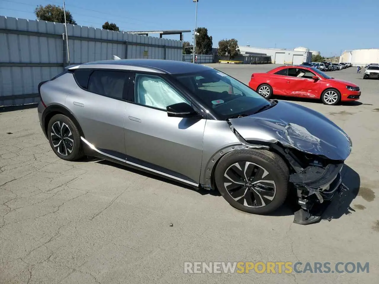4 fotografías del automóvil dañado KNDC34LA3P5609791 KIA EV6 LIGHT 2023
