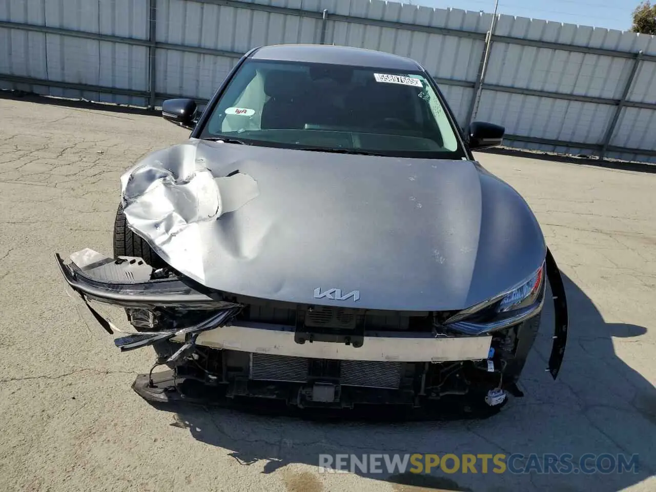 5 fotografías del automóvil dañado KNDC34LA3P5609791 KIA EV6 LIGHT 2023
