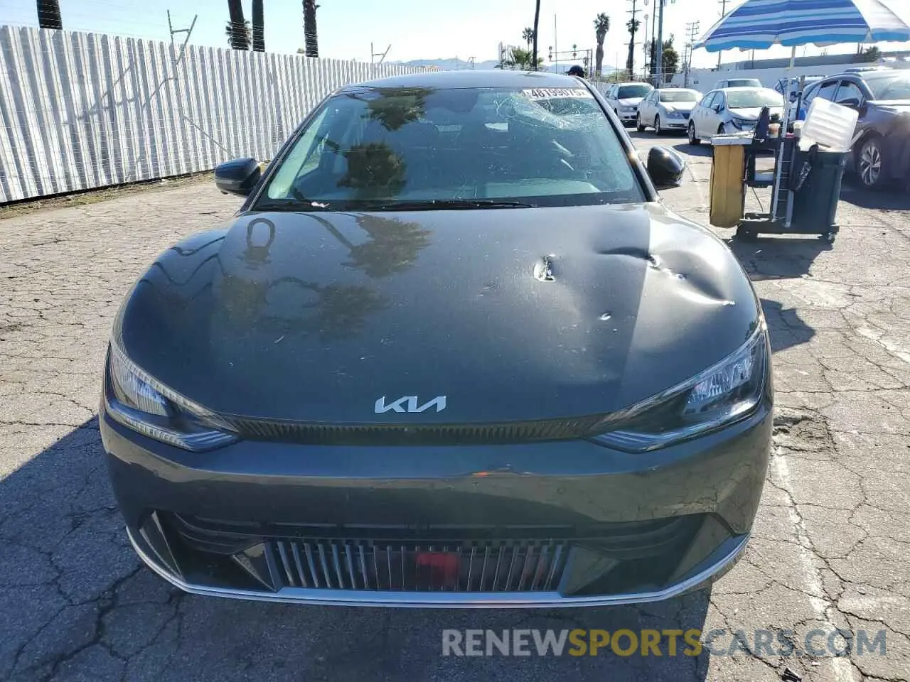 5 fotografías del automóvil dañado KNDC34LA4P5607113 KIA EV6 LIGHT 2023