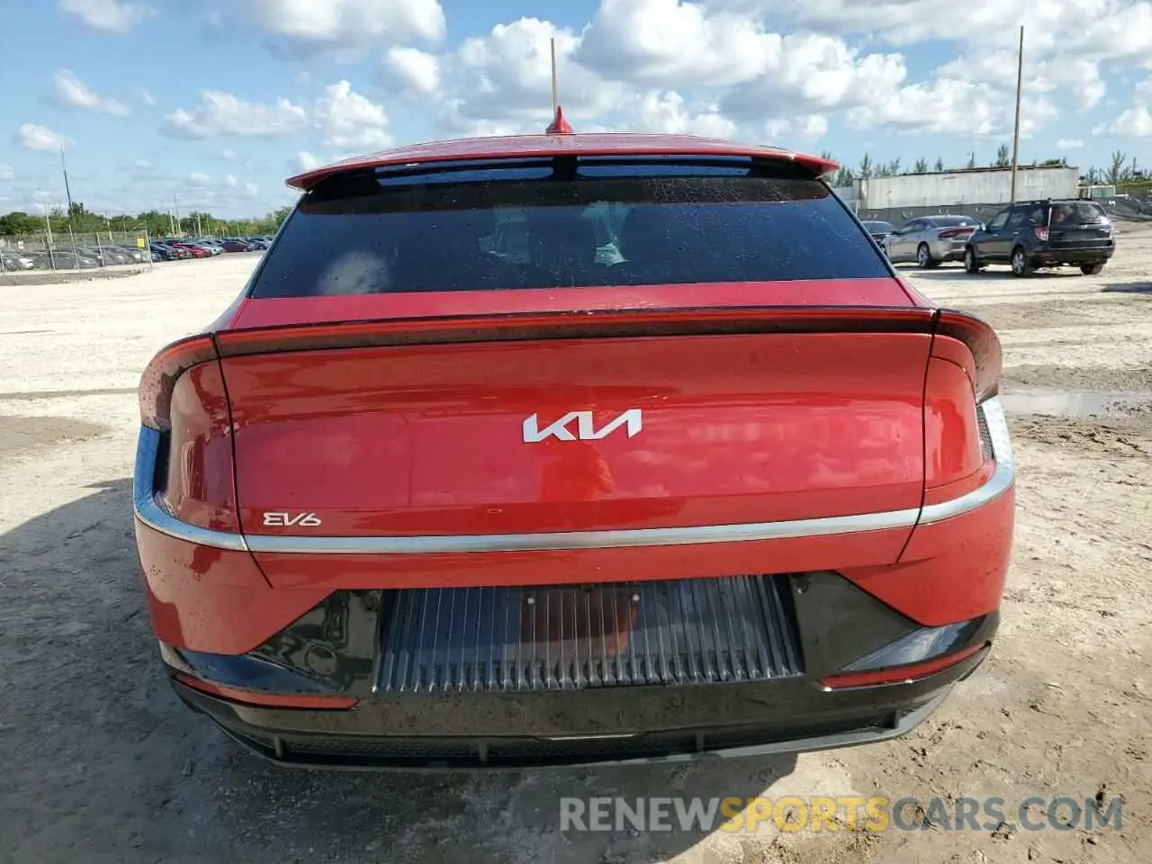 6 fotografías del automóvil dañado KNDC34LA6P5610840 KIA EV6 LIGHT 2023