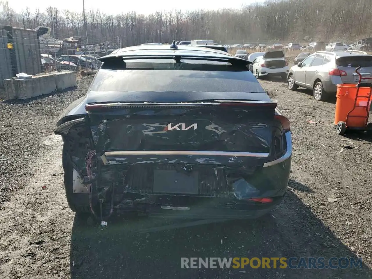 6 fotografías del automóvil dañado KNDC34LA7P5129768 KIA EV6 LIGHT 2023