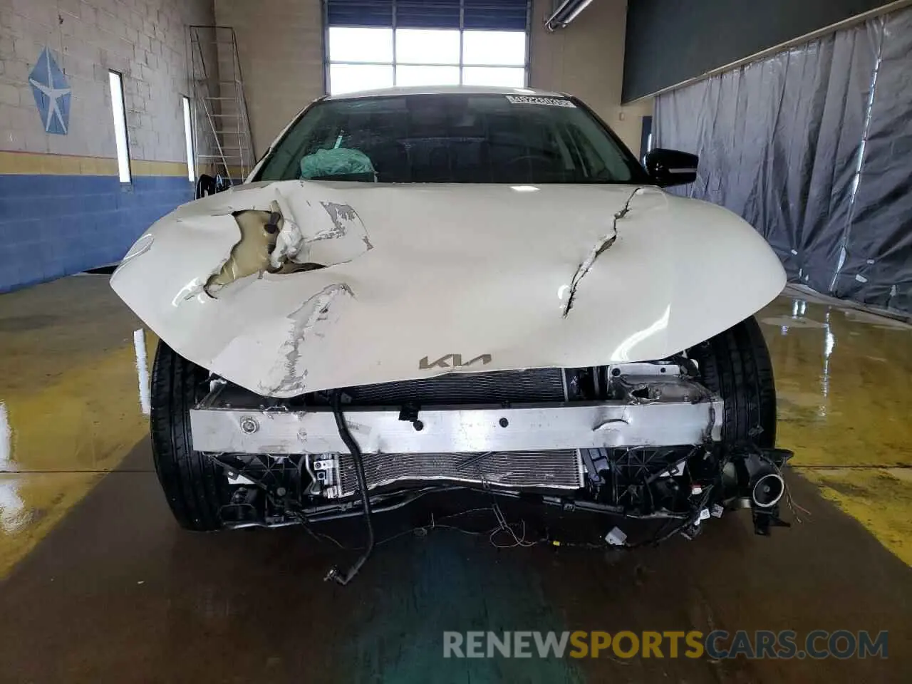 5 fotografías del automóvil dañado KNDC34LA7P5604562 KIA EV6 LIGHT 2023