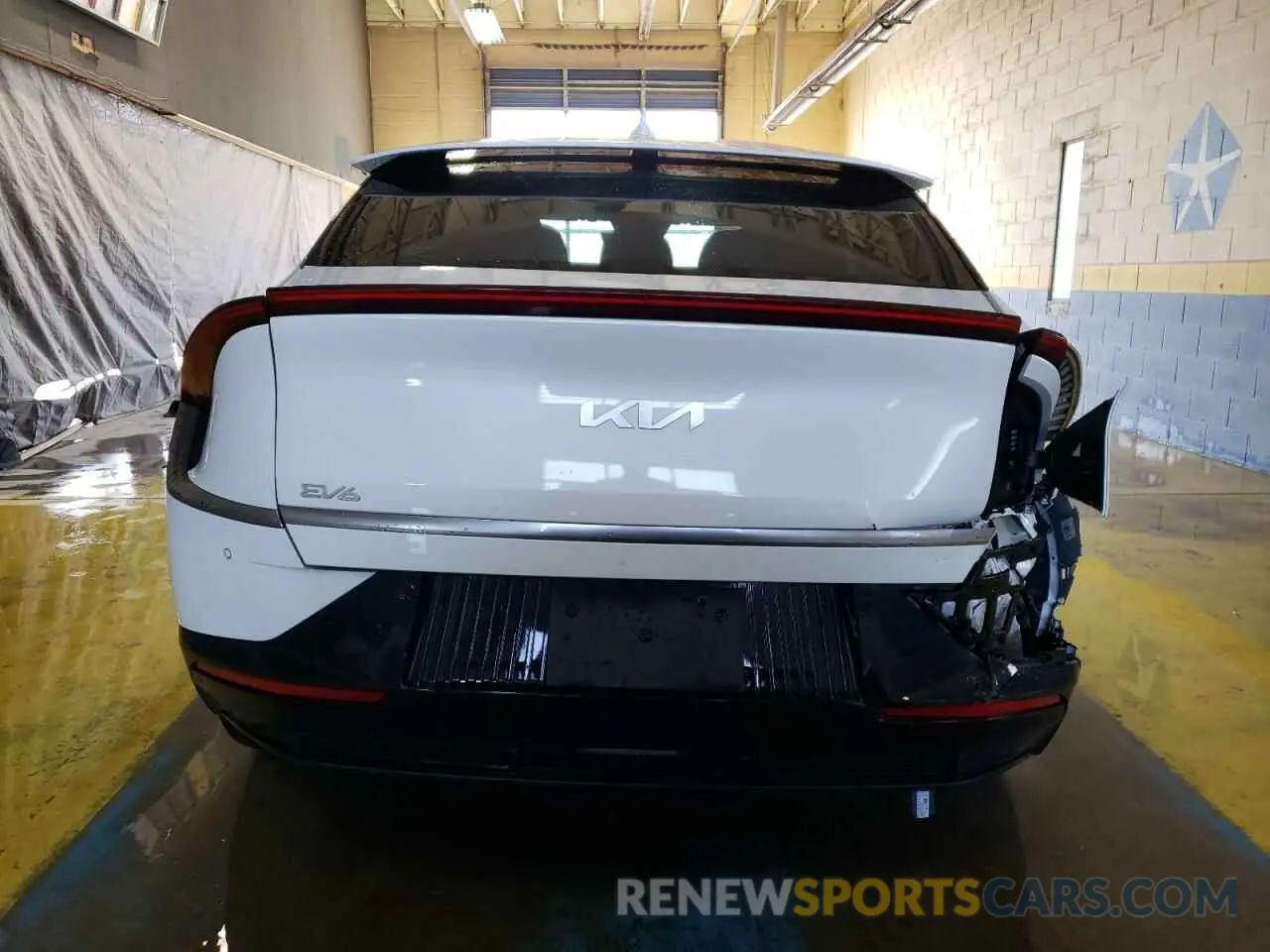 6 fotografías del automóvil dañado KNDC34LA7P5604562 KIA EV6 LIGHT 2023