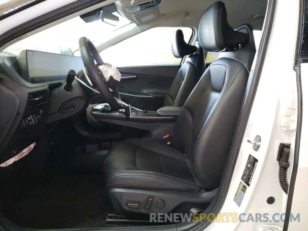 7 fotografías del automóvil dañado KNDC34LA7P5604562 KIA EV6 LIGHT 2023