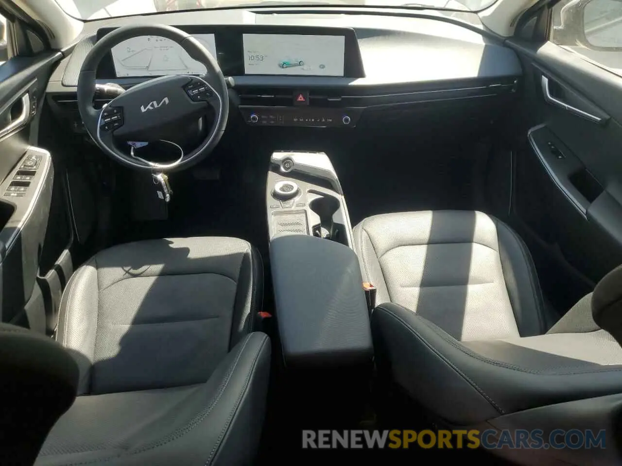 8 fotografías del automóvil dañado KNDC34LA1R5194926 KIA EV6 LIGHT 2024