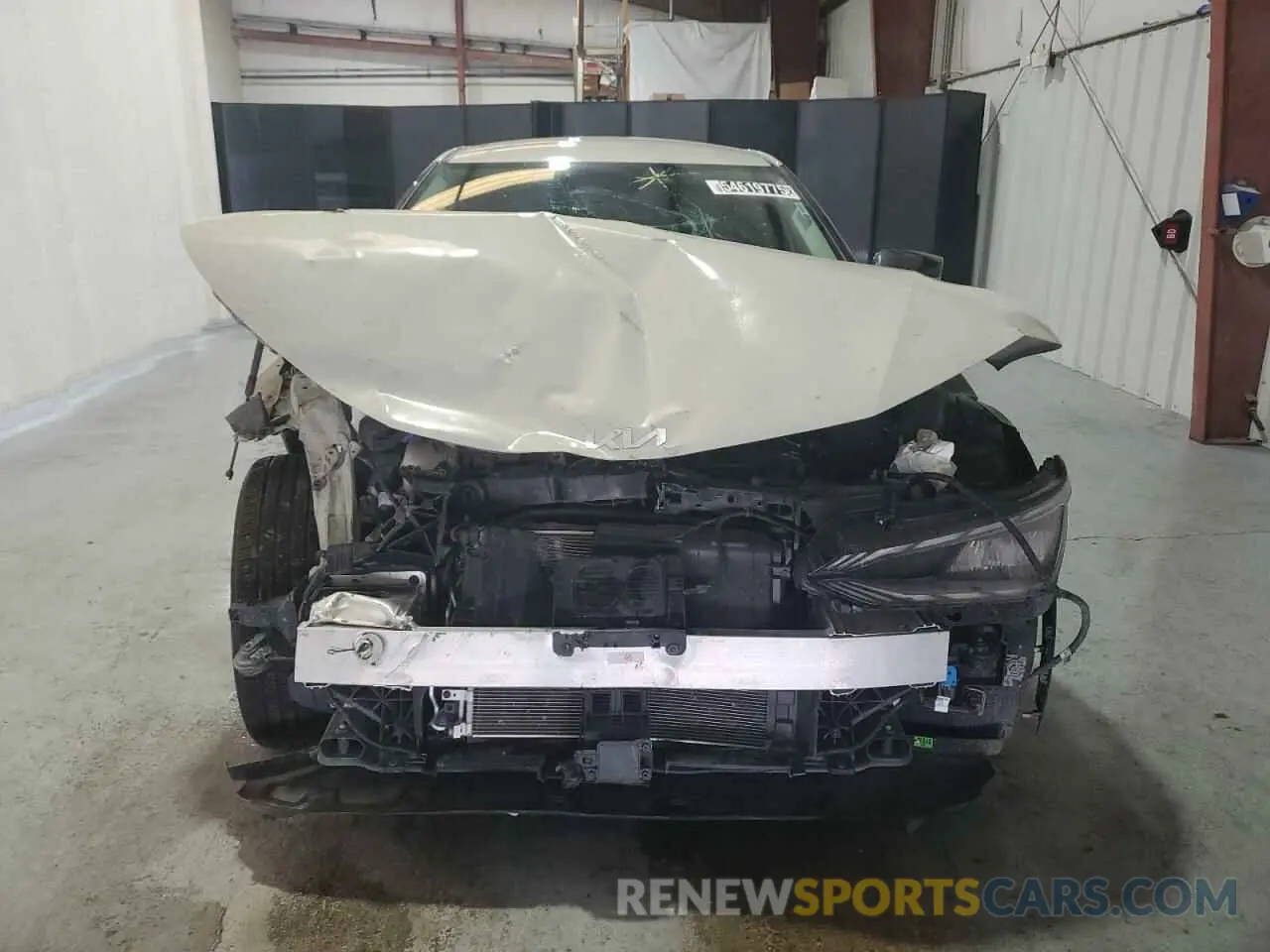 5 fotografías del automóvil dañado KNDC34LA2R5192134 KIA EV6 LIGHT 2024