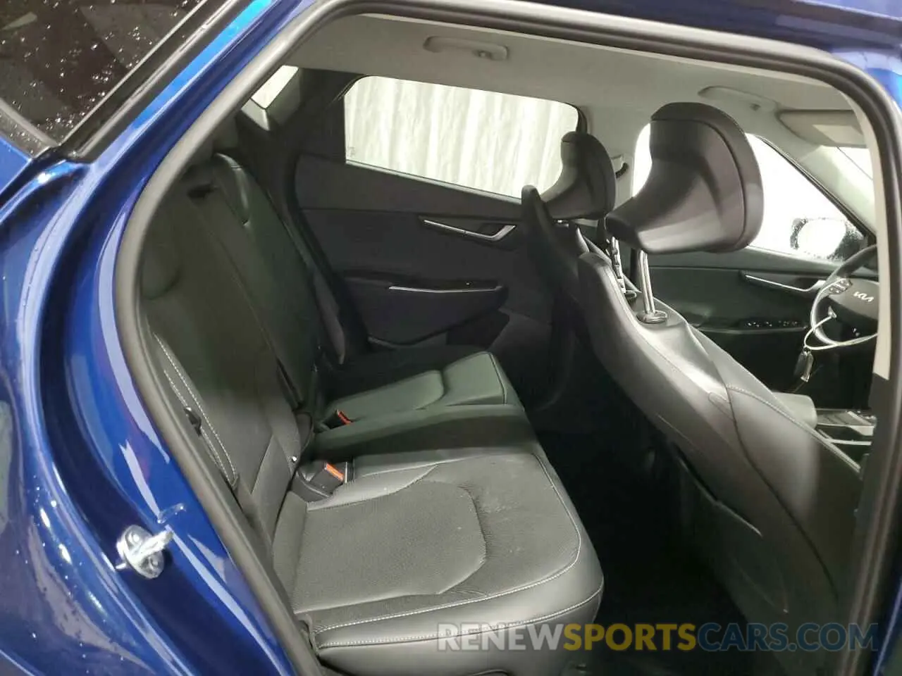 11 fotografías del automóvil dañado KNDC34LA4R5617790 KIA EV6 LIGHT 2024