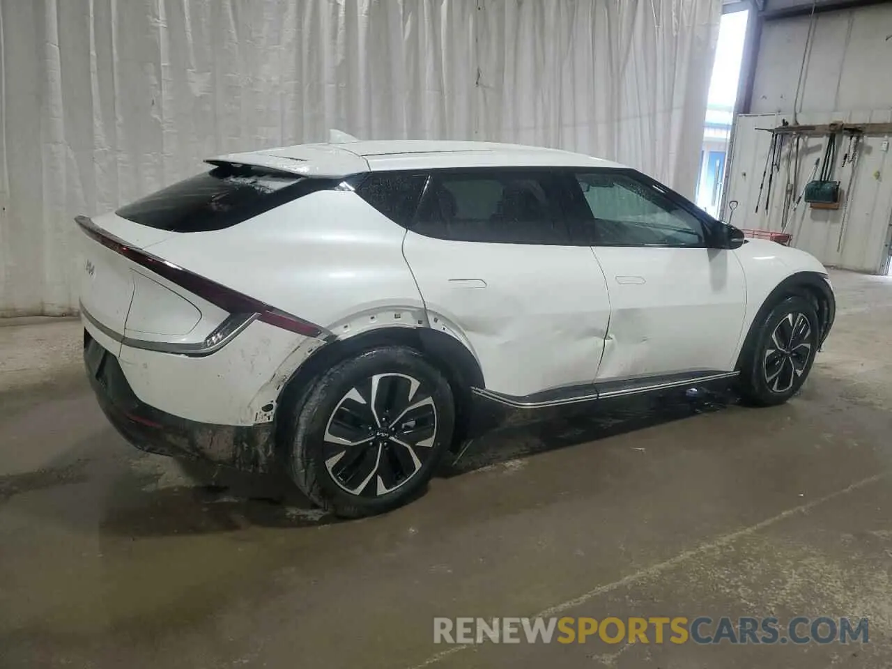 3 fotografías del automóvil dañado KNDC34LA7R5214547 KIA EV6 LIGHT 2024