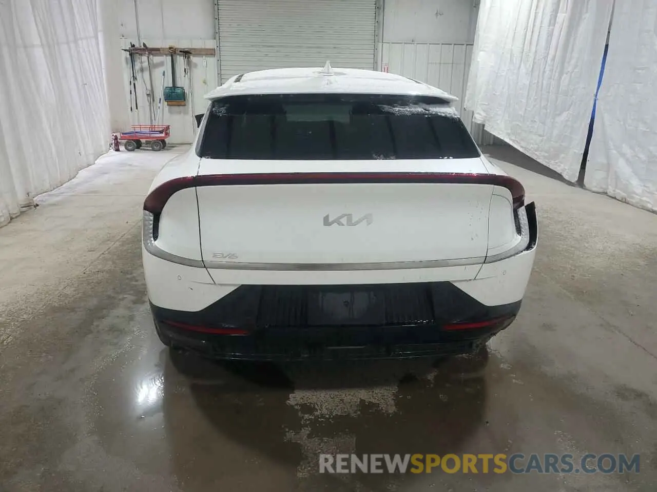 6 fotografías del automóvil dañado KNDC34LA7R5214547 KIA EV6 LIGHT 2024