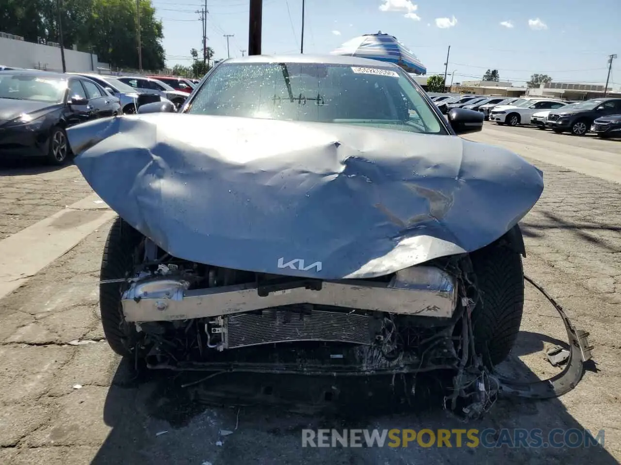 5 fotografías del automóvil dañado KNDC34LA7R5217335 KIA EV6 LIGHT 2024