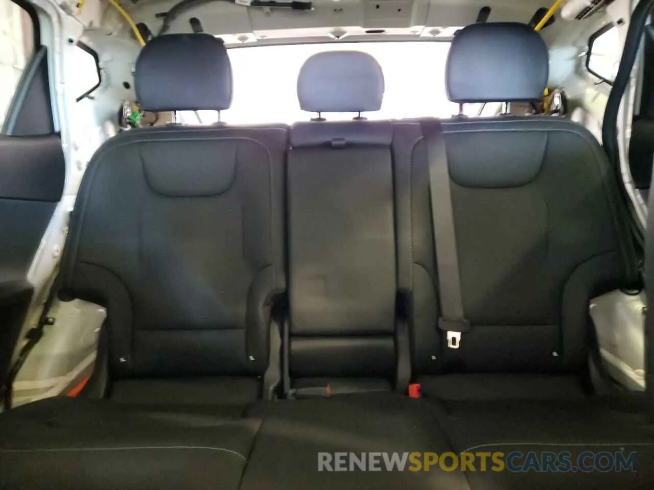 10 fotografías del automóvil dañado KNDC34LA8R5619722 KIA EV6 LIGHT 2024