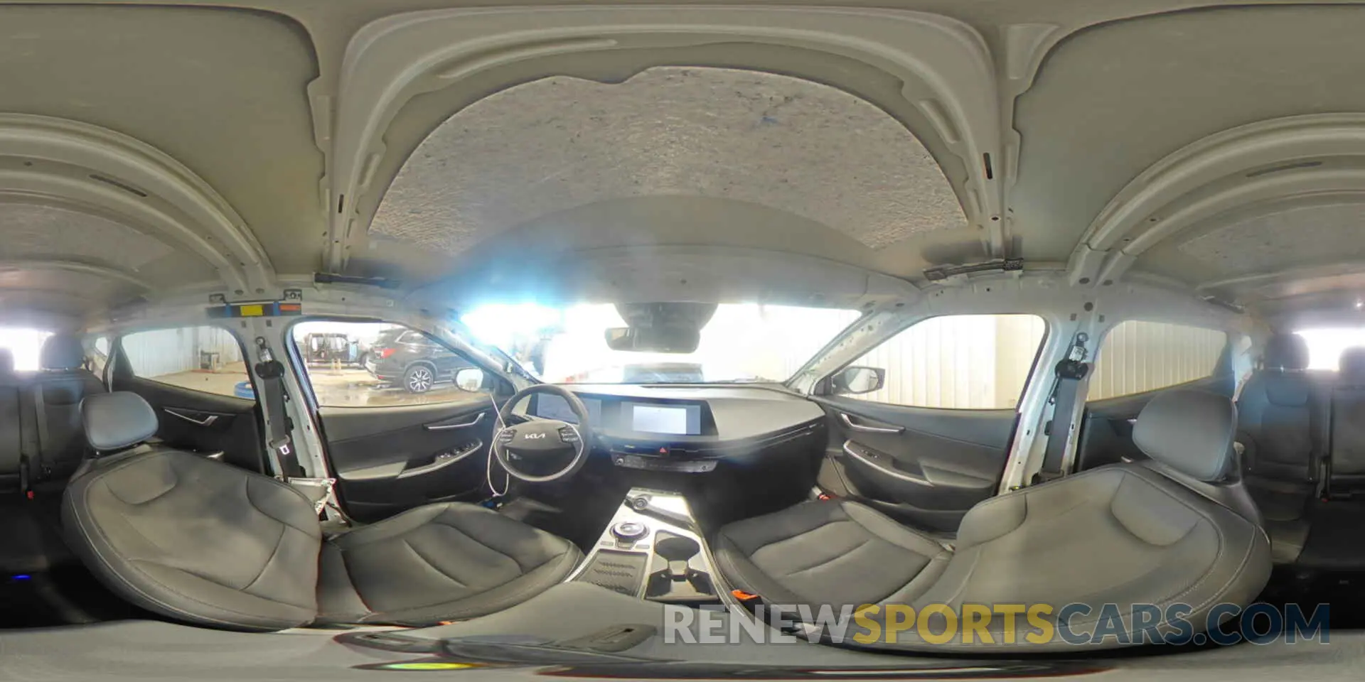 16 fotografías del automóvil dañado KNDC34LA8R5619722 KIA EV6 LIGHT 2024