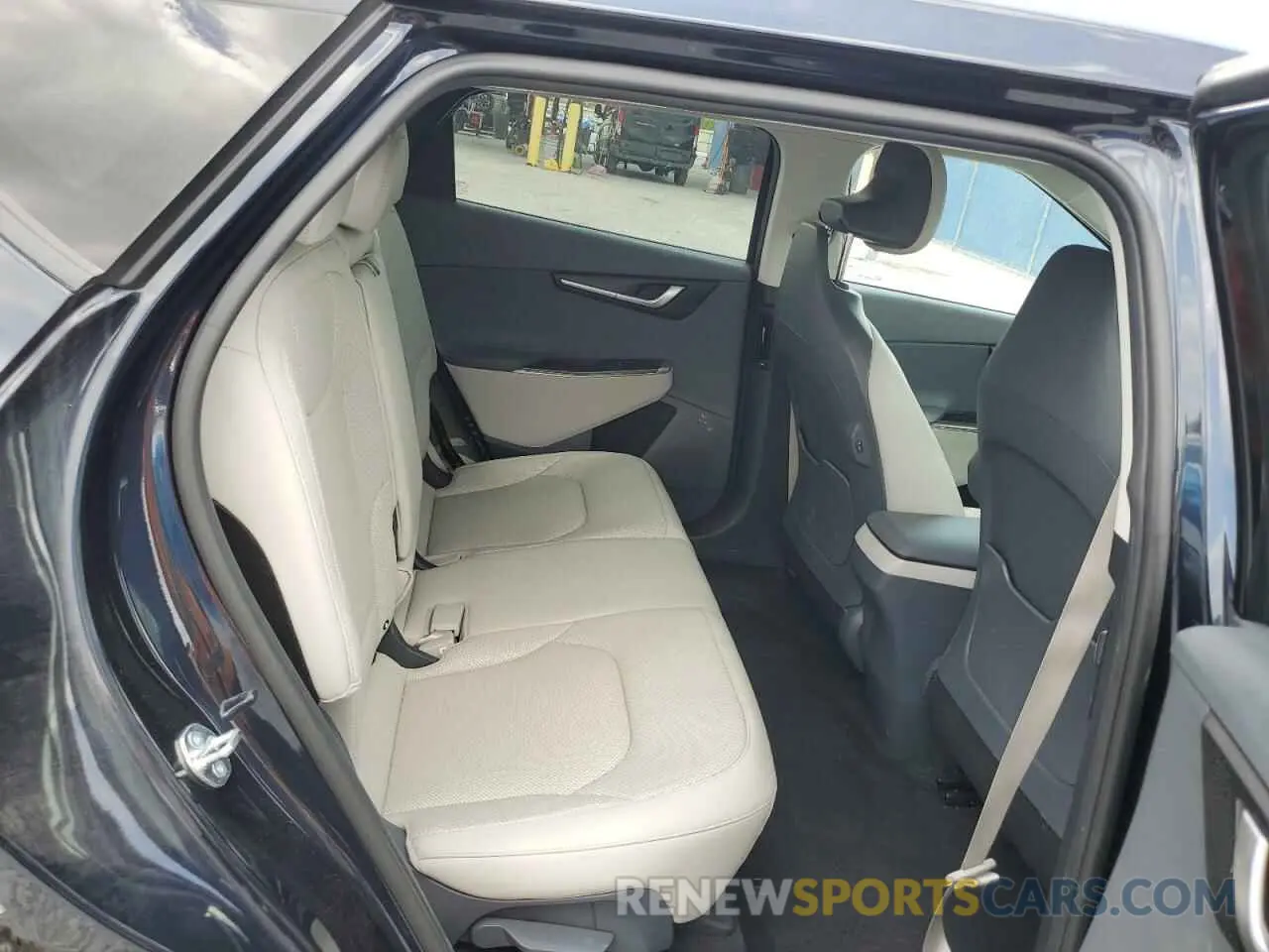 10 fotografías del automóvil dañado KNDC34LAXR5166820 KIA EV6 LIGHT 2024