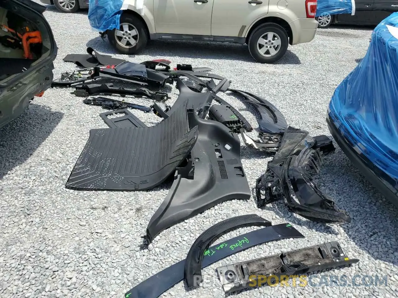 12 fotografías del automóvil dañado KNDC34LAXR5166820 KIA EV6 LIGHT 2024