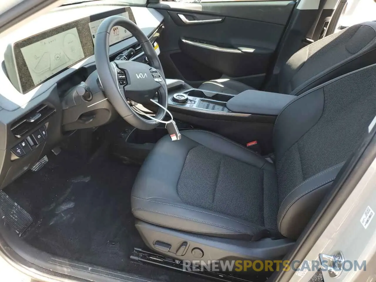 7 fotografías del automóvil dañado KNDC34LAXR5218298 KIA EV6 LIGHT 2024