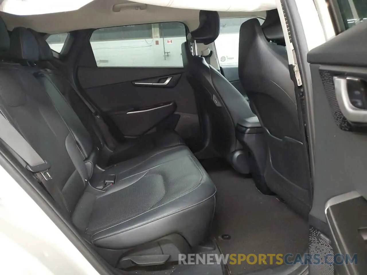 10 fotografías del automóvil dañado KNDC3DLC2R5164593 KIA EV6 LIGHT 2024