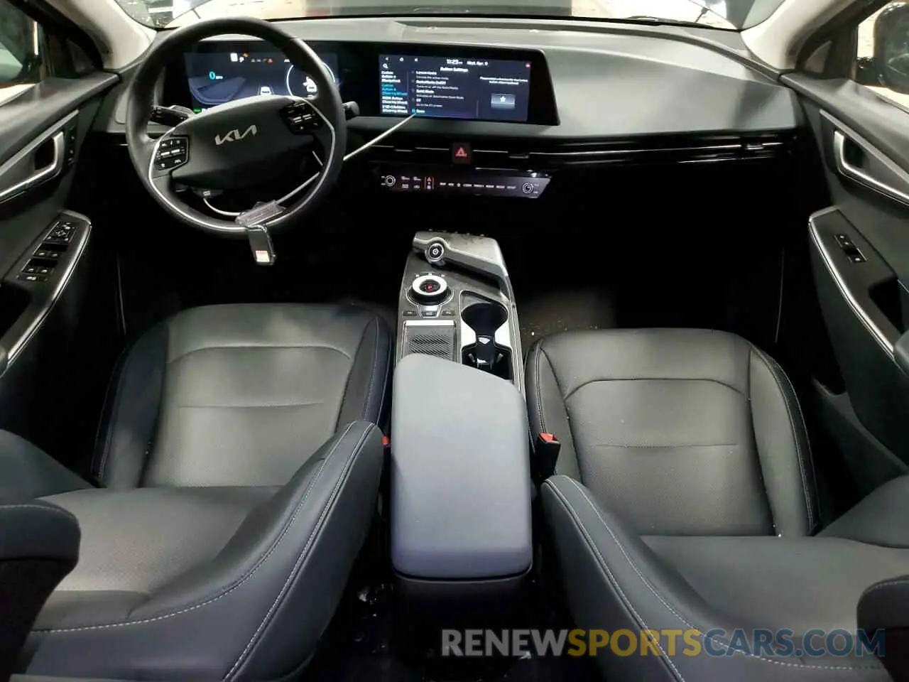 8 fotografías del automóvil dañado KNDC3DLC5R5182649 KIA EV6 LIGHT 2024