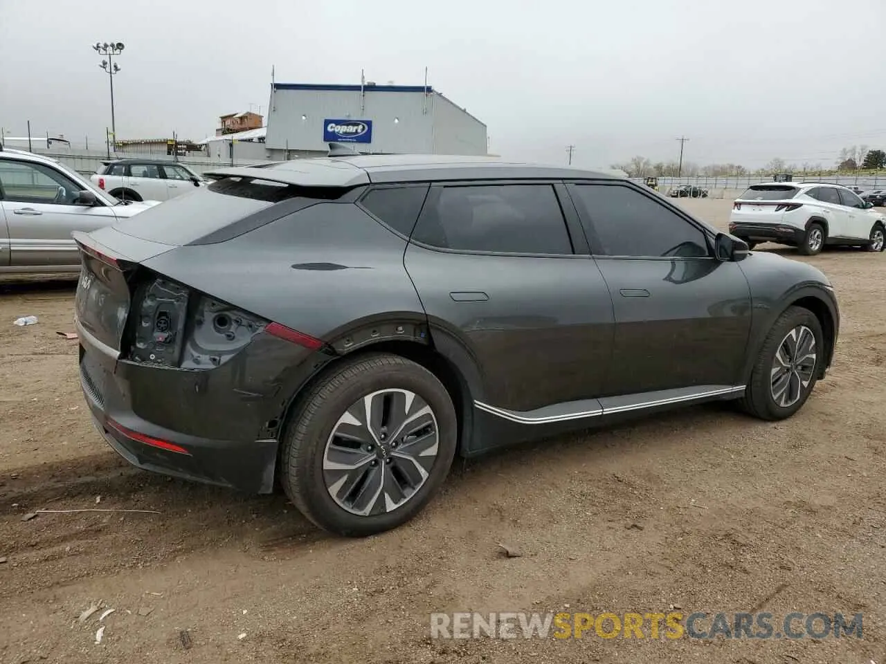 3 fotografías del automóvil dañado KNDC3DLC6R5216890 KIA EV6 LIGHT 2024
