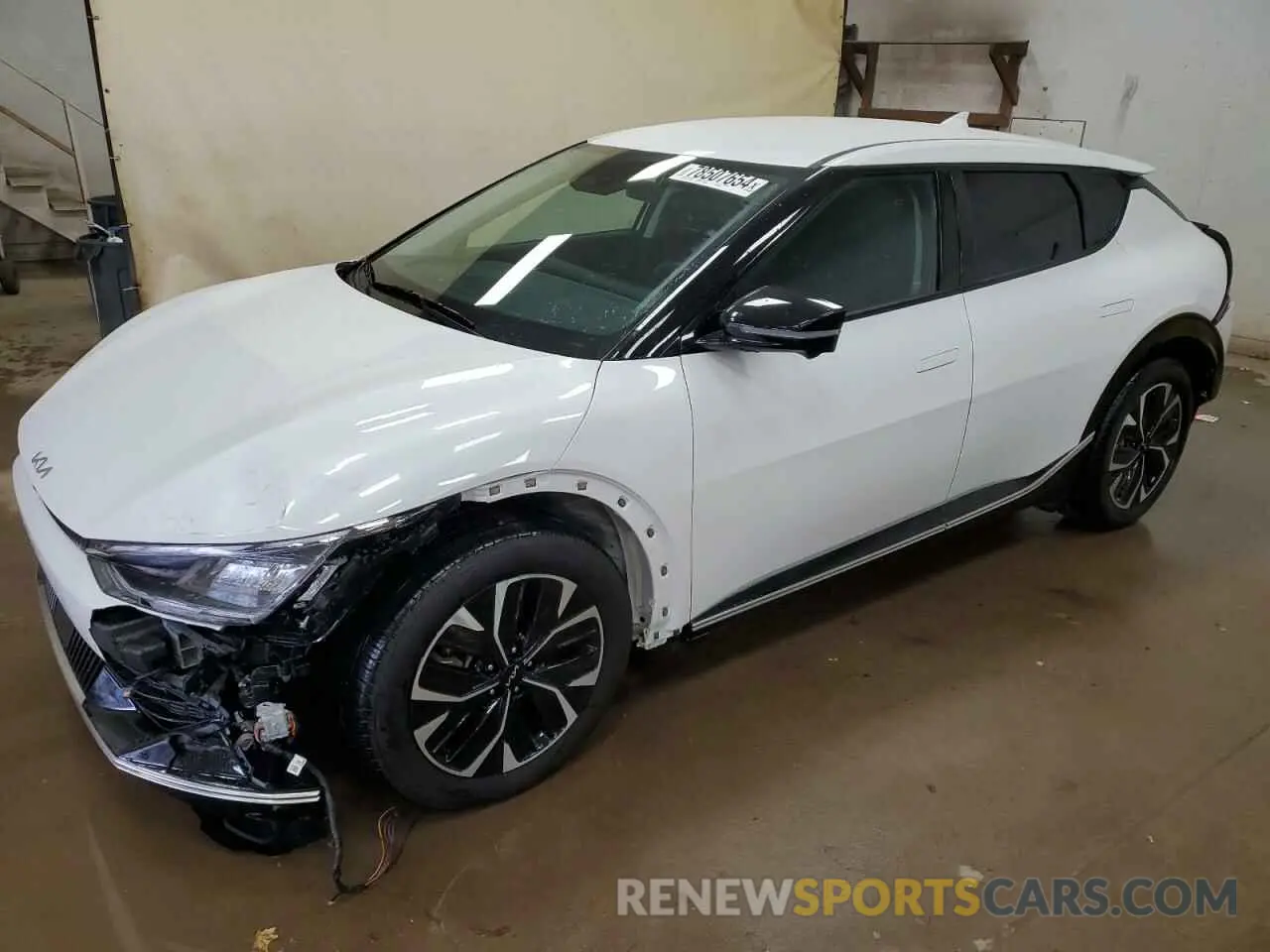 1 fotografías del automóvil dañado KNDC3DLC6R5619056 KIA EV6 LIGHT 2024
