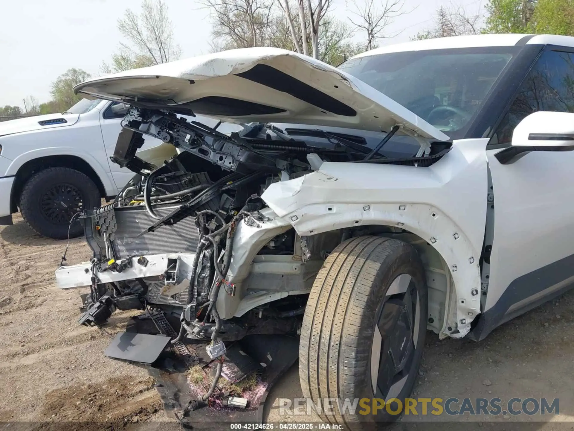 6 fotografías del automóvil dañado KNDAB5S15R6033023 KIA EV9 2024