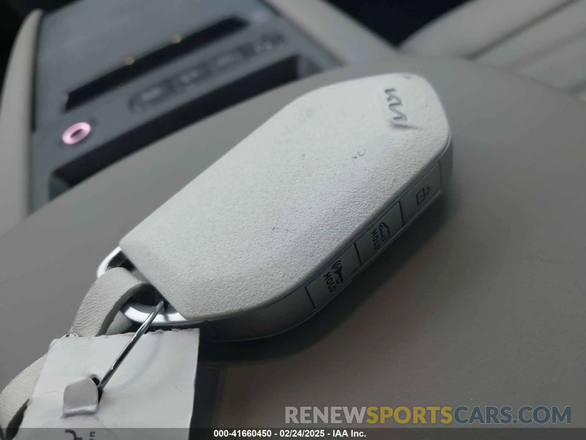 11 fotografías del automóvil dañado KNDADFS54R6034361 KIA EV9 2024
