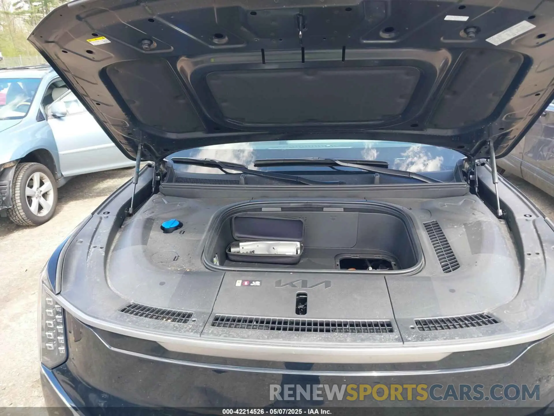 10 fotografías del automóvil dañado KNDADFS59R6044397 KIA EV9 2024