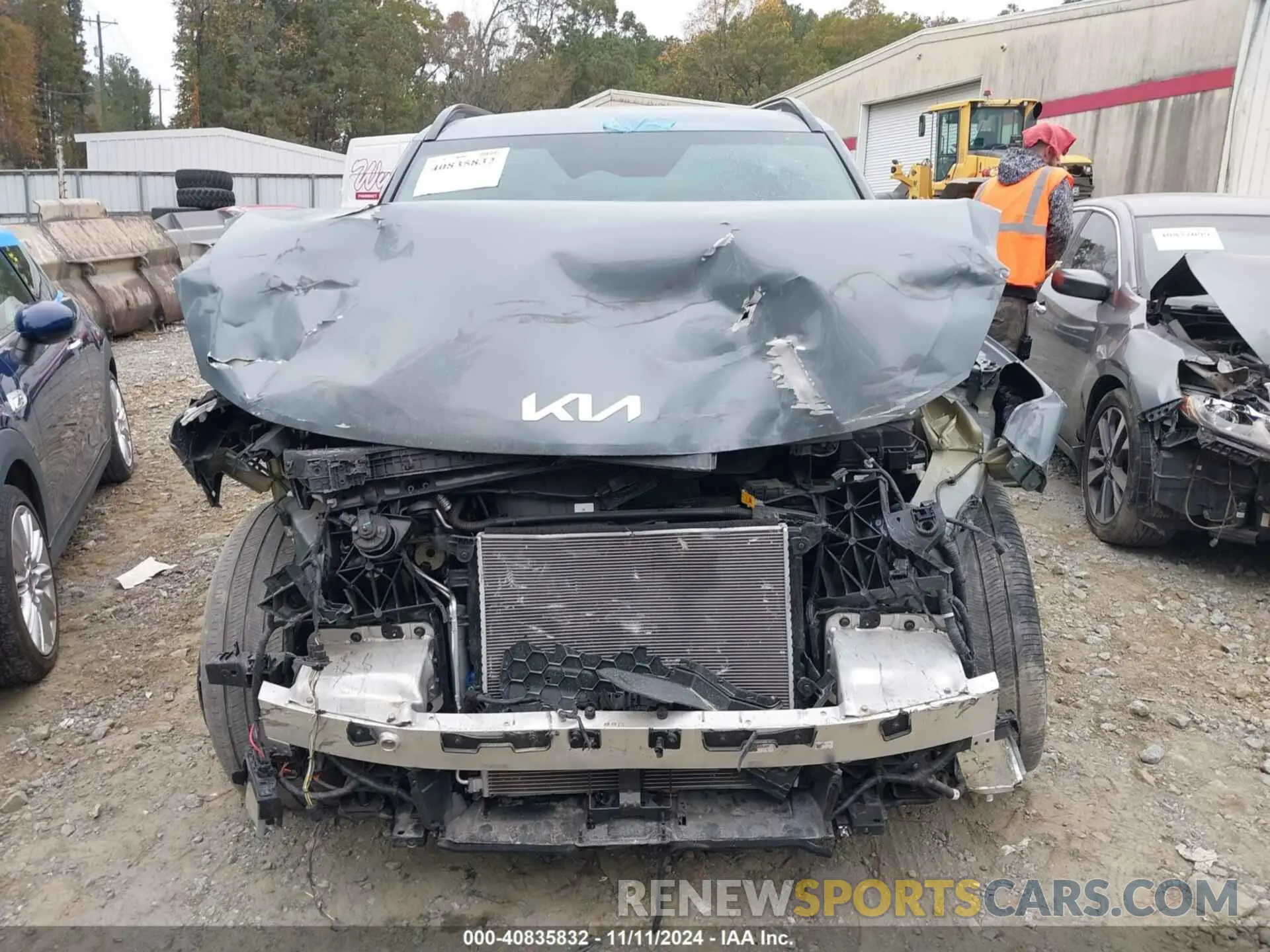 12 fotografías del automóvil dañado KNDAEFS54R6030209 KIA EV9 2024