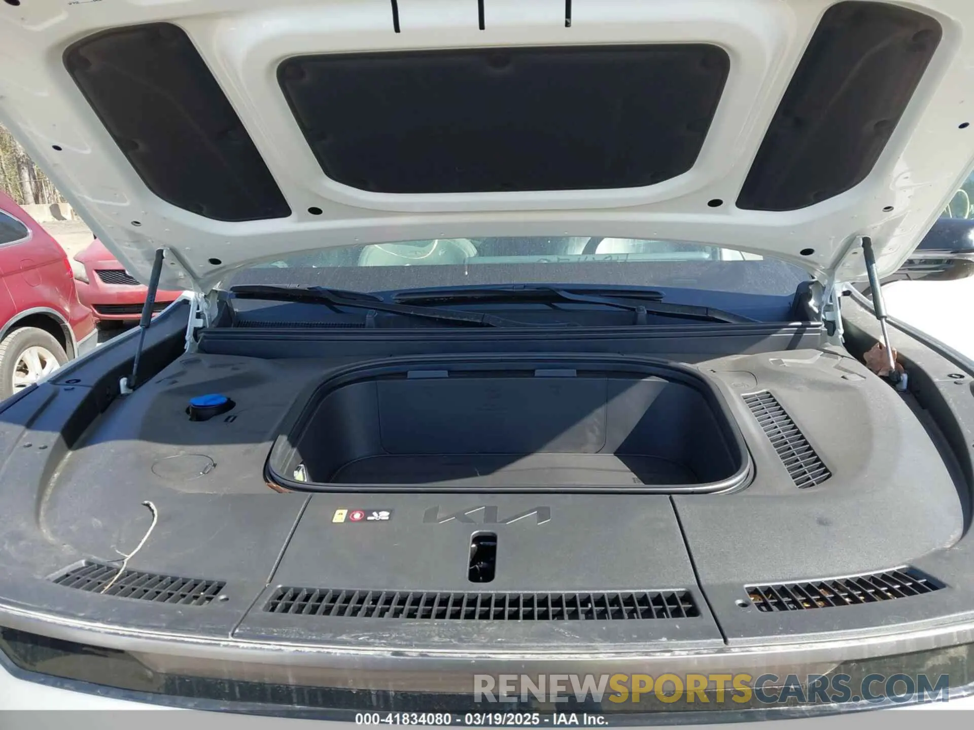 10 fotografías del automóvil dañado KNDAEFS57R6051474 KIA EV9 2024
