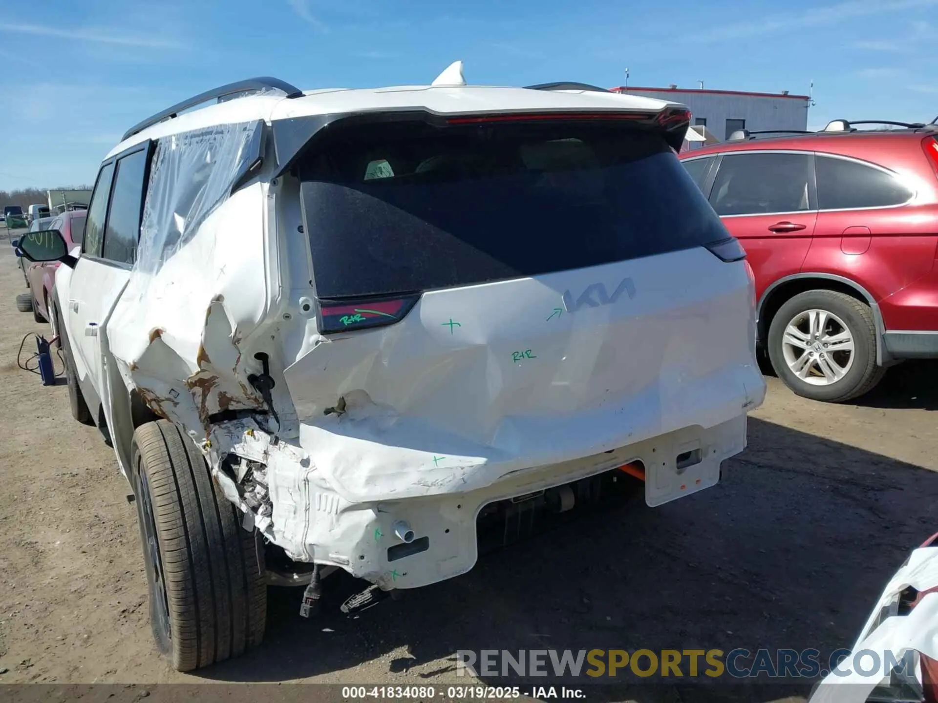 16 fotografías del automóvil dañado KNDAEFS57R6051474 KIA EV9 2024