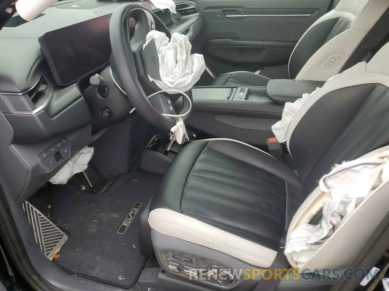 7 fotografías del automóvil dañado KNDAEFS52R6040494 KIA EV9 GT LIN 2024