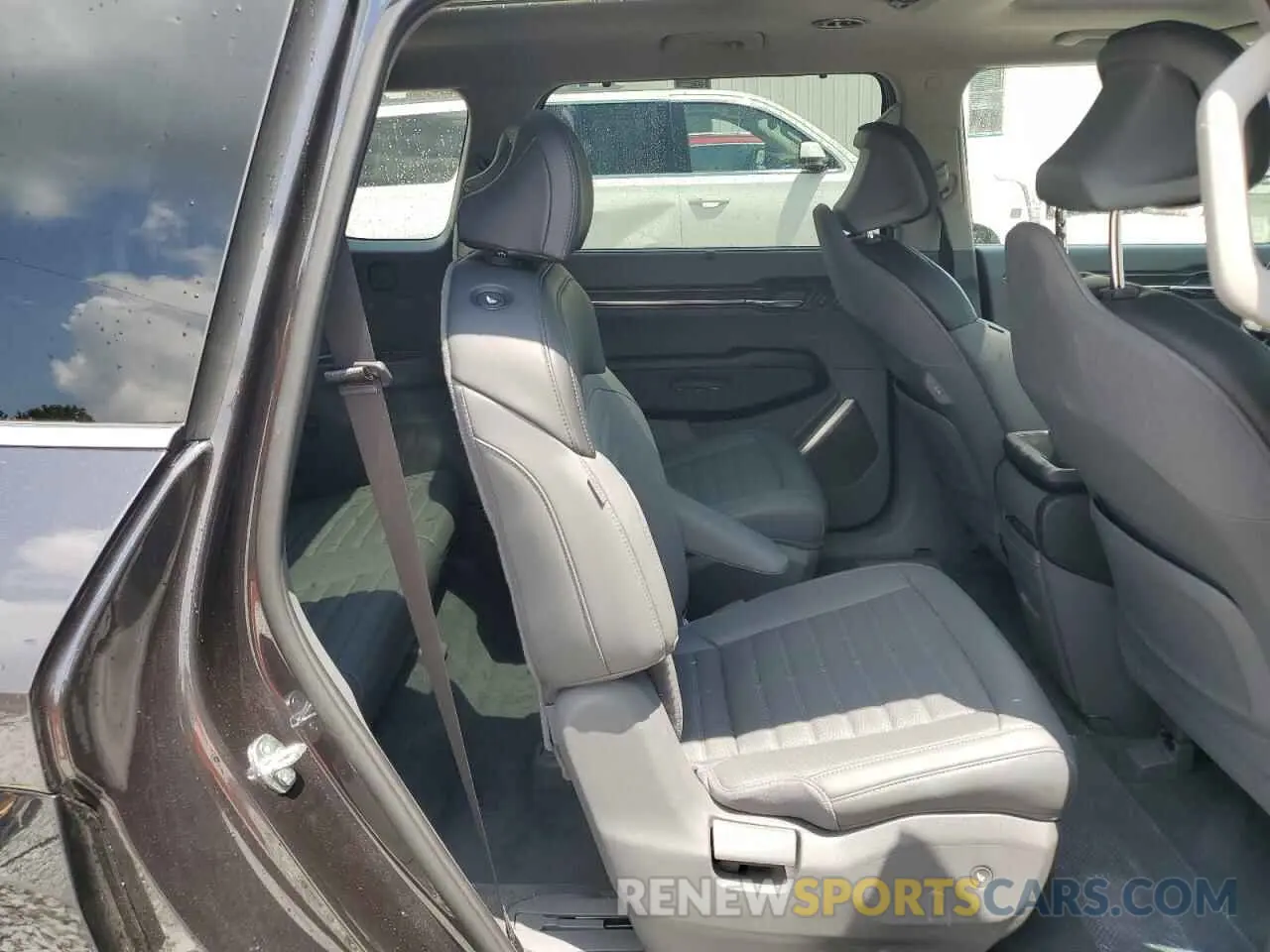 11 fotografías del automóvil dañado KNDADFS50R6027150 KIA EV9 LAND 2024