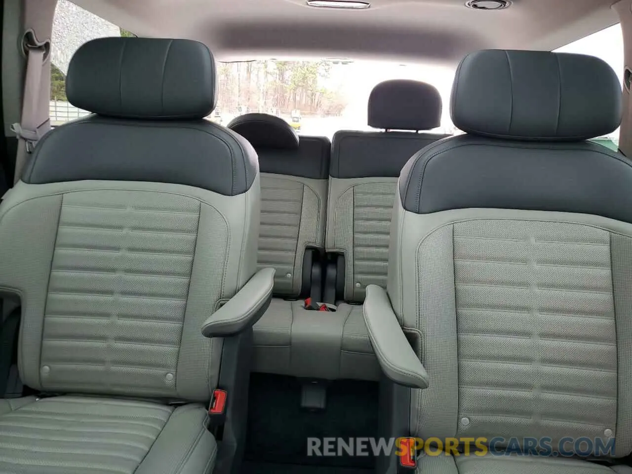 10 fotografías del automóvil dañado KNDADFS52R6044614 KIA EV9 LAND 2024