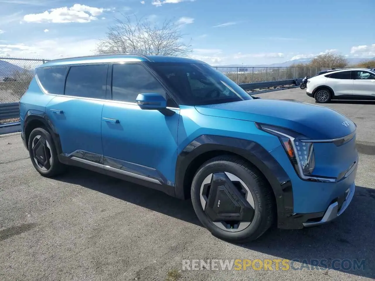 4 fotografías del automóvil dañado KNDADFS58R6027803 KIA EV9 LAND 2024