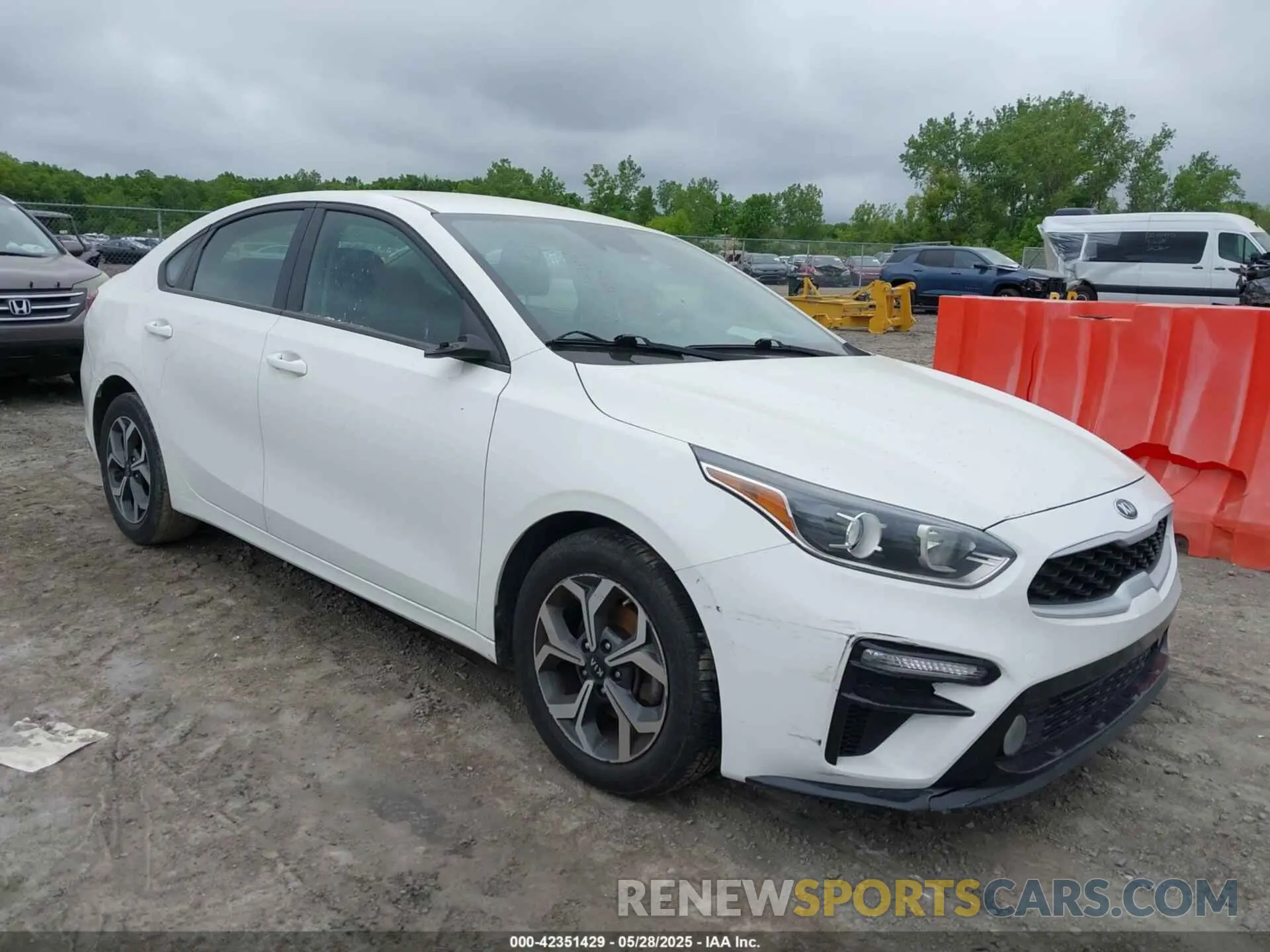 1 fotografías del automóvil dañado 3KPF24AD0KE008235 KIA FORTE 2019