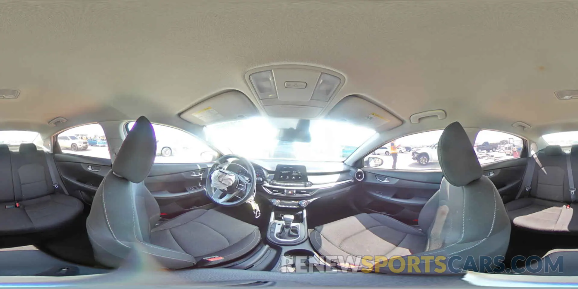 15 fotografías del automóvil dañado 3KPF24AD0KE022877 KIA FORTE 2019