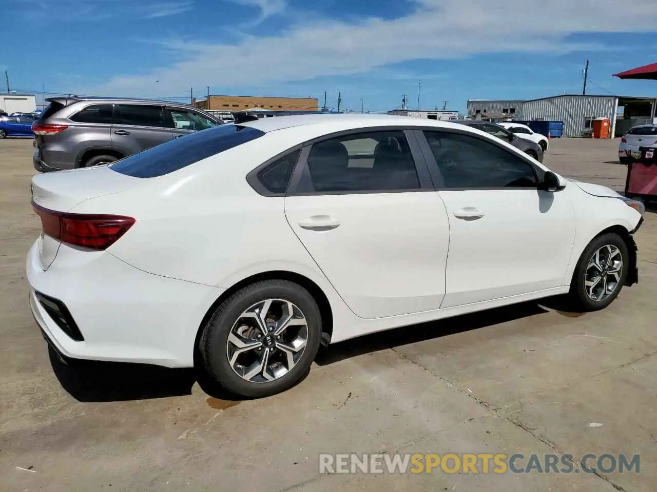 3 fotografías del automóvil dañado 3KPF24AD0KE022877 KIA FORTE 2019