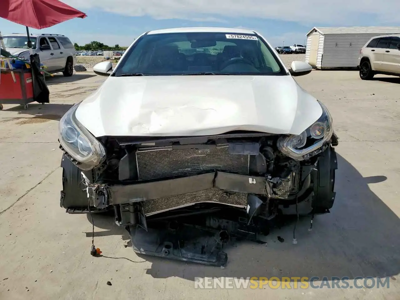 5 fotografías del automóvil dañado 3KPF24AD0KE022877 KIA FORTE 2019